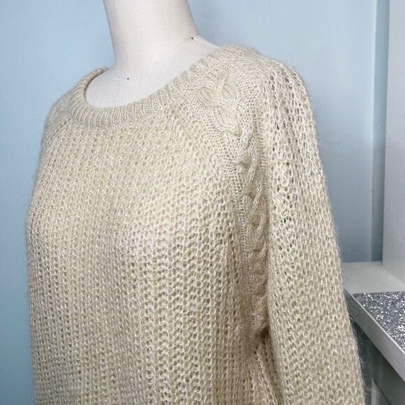 Urban Outfitters BDG Tan Mohair Cable Knit Crewneck Sweater Medium - Picture 5 of 14